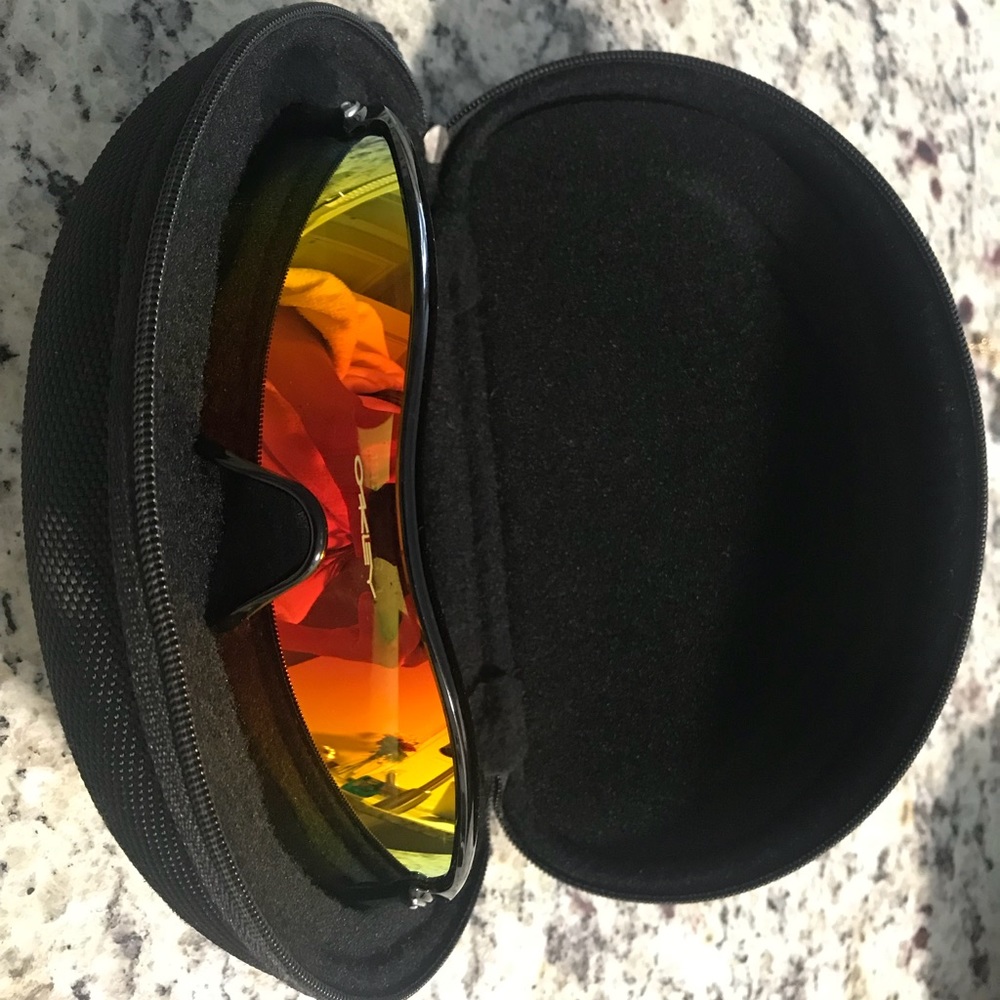 Custom Oakley Radar Sunglasses